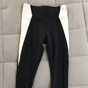 Monday Active Leggings